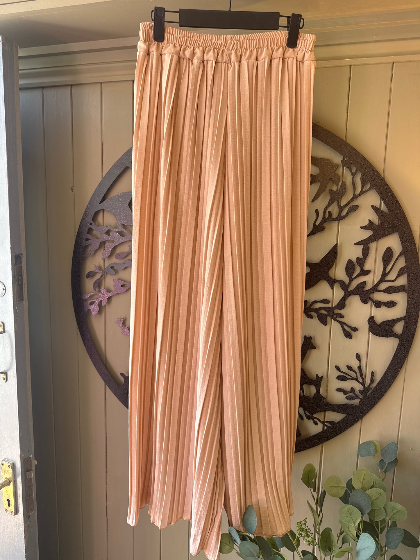 Pleated Wide Leg Trousers