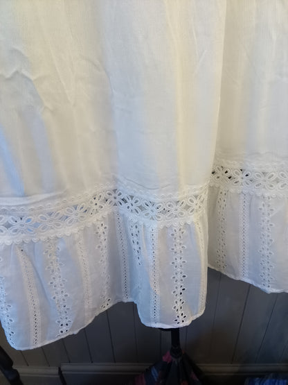 Broderie Anglaise Tiered Skirt
